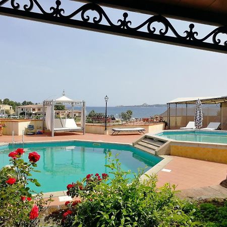 Residence Riva Azzurra Cannigione Bagian luar foto