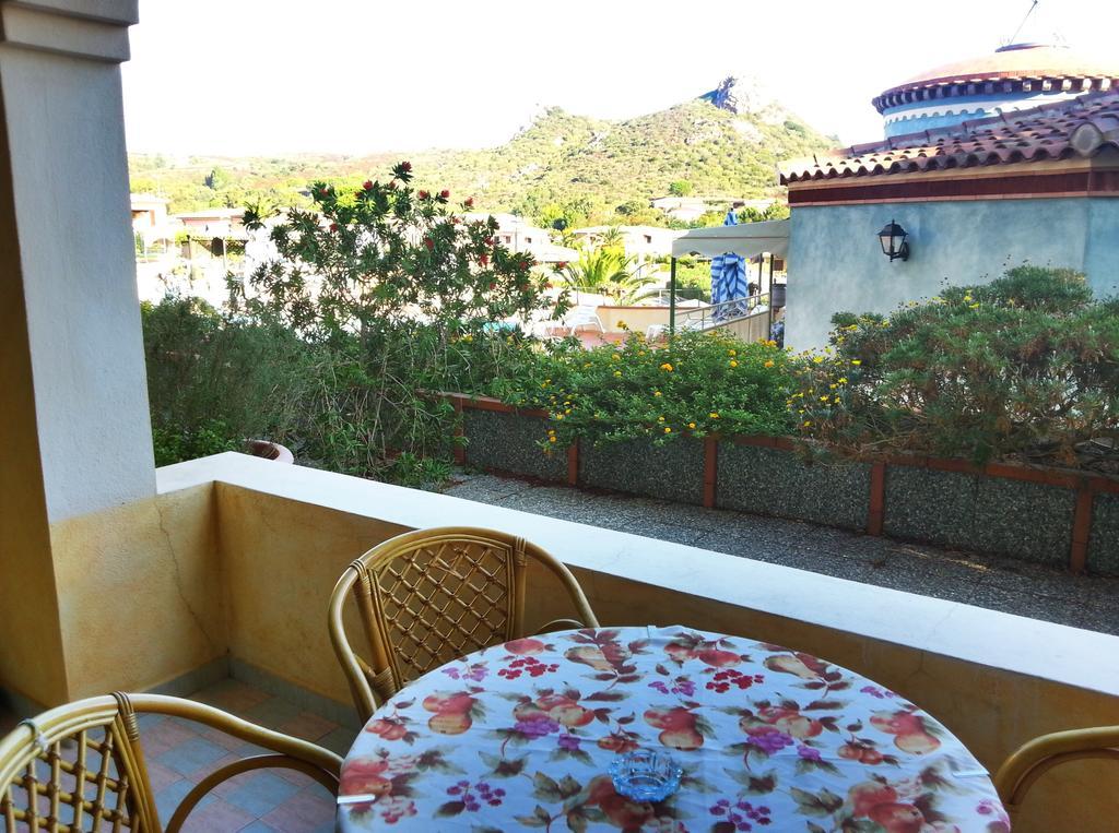 Residence Riva Azzurra Cannigione Ruang foto