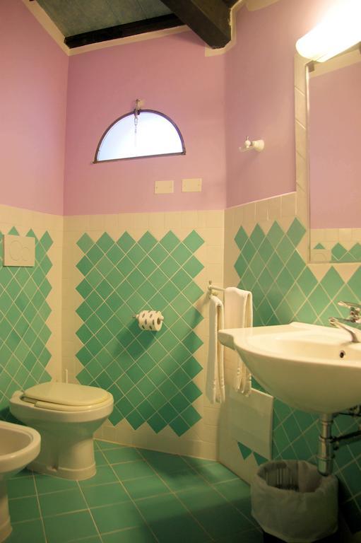 Residence Riva Azzurra Cannigione Ruang foto